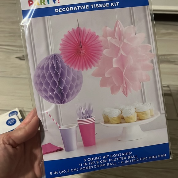 • NWT Unicorn 🦄 Party Decor • - Picture 6 of 8